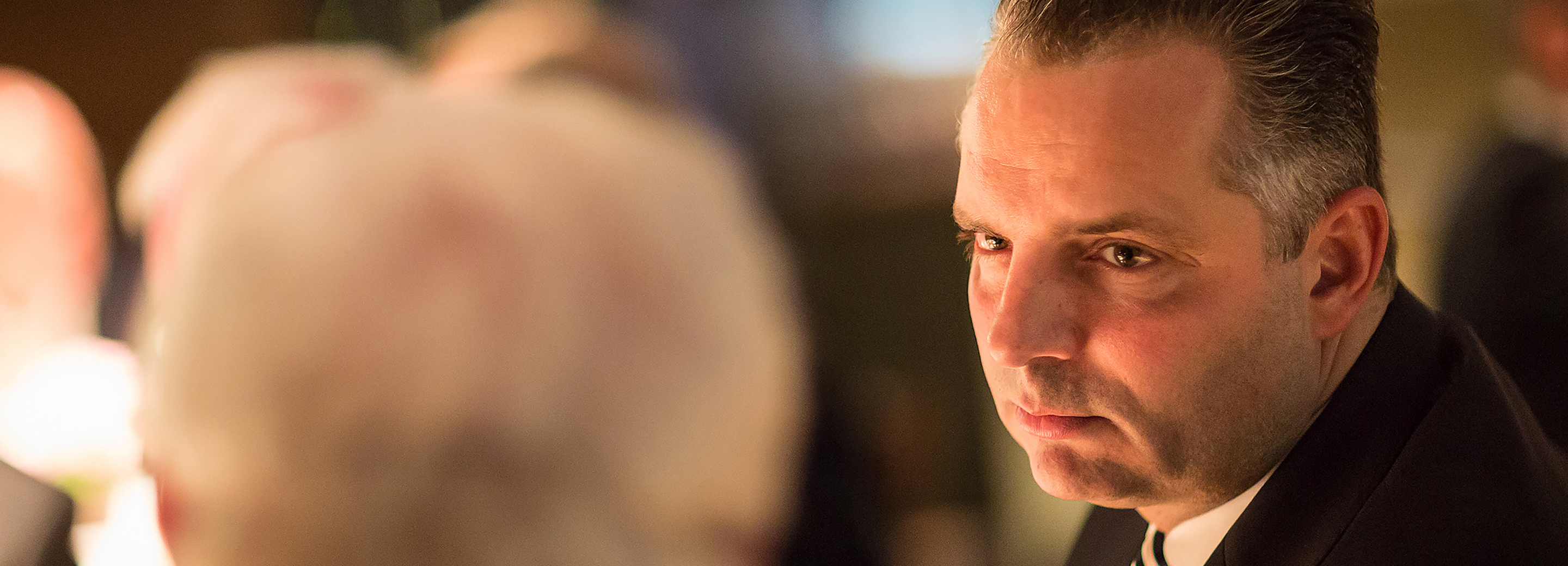 Arnd Allert in einem Gespräch zum Thema M&A-Verhandlungen